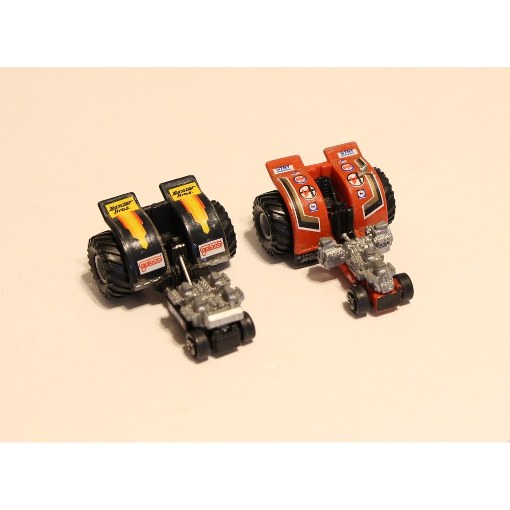 Galoob Micro Machines Vintage lot of 2 Pulling tractor Pre-Owned "1990"